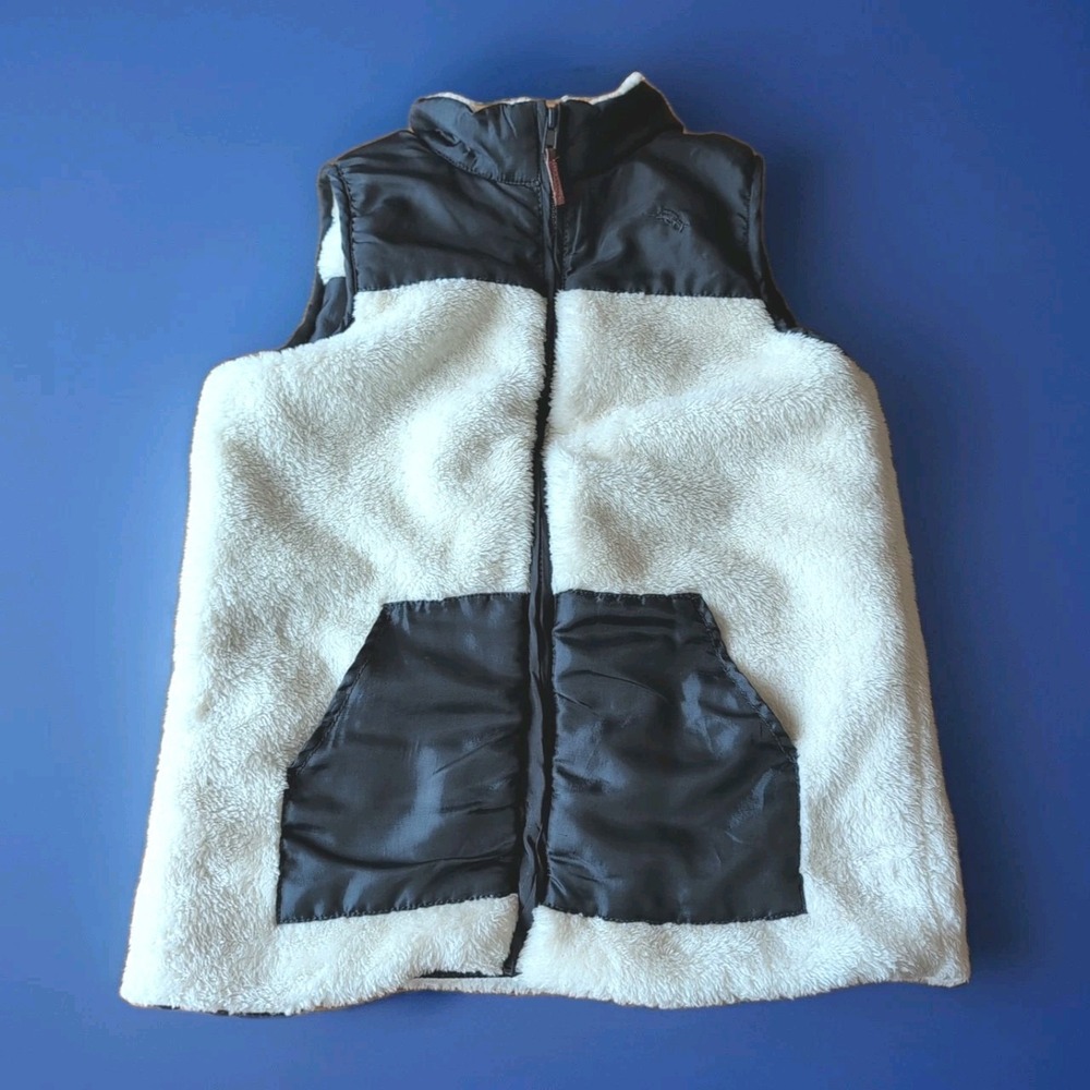 Tommy Bahamas Kids Boy/Girl Sz L (10/12) White faux sherpa And Black‎ Vest.